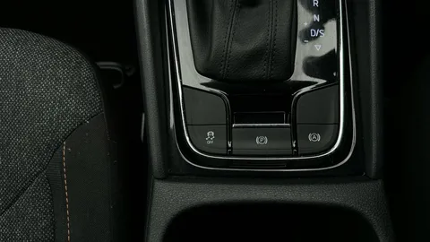 Thumbnail image for the Škoda Kodiaq 1.5 TSI ACT SE Drive   DSG   (7 Seat)