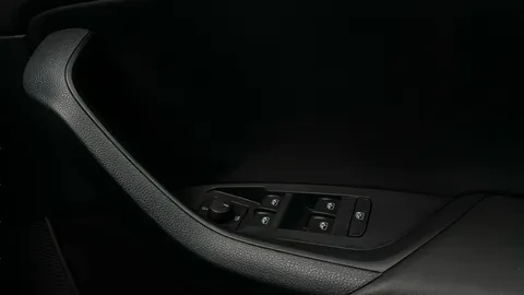 Thumbnail image for the Škoda Kodiaq 1.5 TSI ACT SE Drive   DSG   (7 Seat)