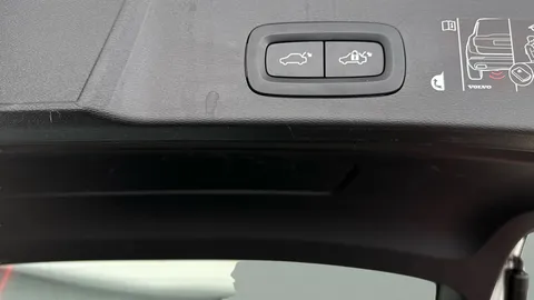 Thumbnail image for the Volvo XC40 2.0 D3 R-Design Pro