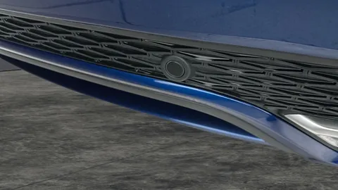 Thumbnail image for the Jaguar E-Pace 1.5 P300e 12.17kWh R-Dynamic SE   Plug-in  AWD