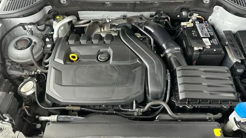 Thumbnail image for the Škoda Karoq 1.5 TSI ACT SportLine   DSG