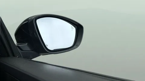 Thumbnail image for the Vauxhall Mokka Electric 50kWh Ultimate