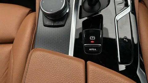 Thumbnail image for the BMW 5 Series 2.0 520d MHT M Sport    Steptronic xDrive