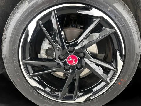 Thumbnail image for the Ds Automobiles Ds 7 Crossback 1.5 BlueHDi Performance Line + Crossback  EAT8
