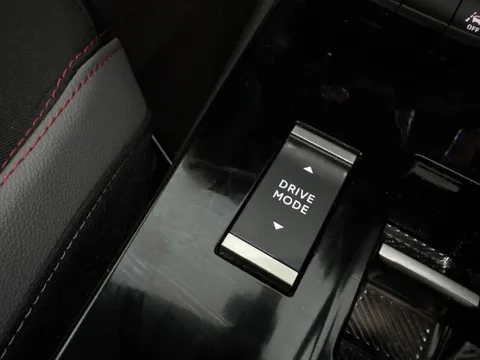 Thumbnail image for the Vauxhall Mokka Electric 50kWh GS
