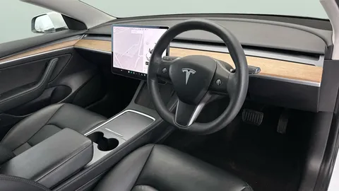 Thumbnail image for the Tesla Model 3 (Dual Motor) Long Range   4WDE