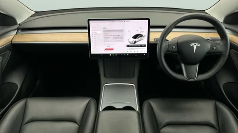 Thumbnail image for the Tesla Model 3 (Dual Motor) Long Range   4WDE