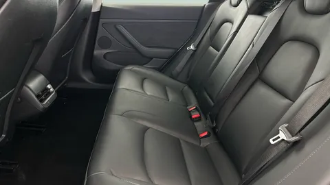 Thumbnail image for the Tesla Model 3 (Dual Motor) Long Range   4WDE