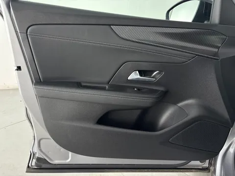 Thumbnail image for the Vauxhall Mokka Electric 50kWh GS