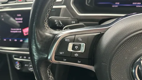 Thumbnail image for the Volkswagen Tiguan 1.5 TSI EVO R-Line Tech   DSG