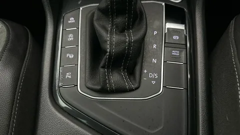 Thumbnail image for the Volkswagen Tiguan 1.5 TSI EVO R-Line Tech   DSG