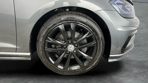 Thumbnail image for the Volkswagen Golf 2.0 TDI R-Line Edition   DSG