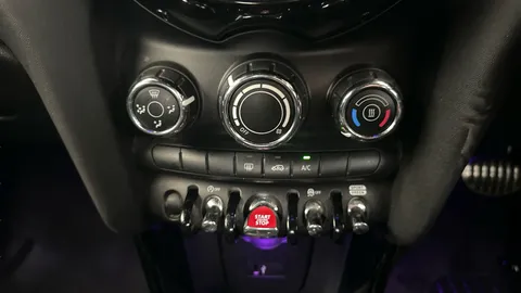 Thumbnail image for the Mini Hatch 2.0 Cooper S Sport   Steptronic