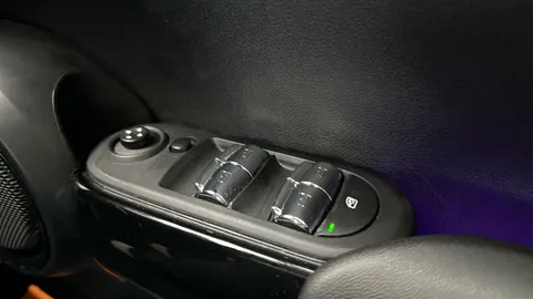 Thumbnail image for the Mini Hatch 2.0 Cooper S Sport   Steptronic