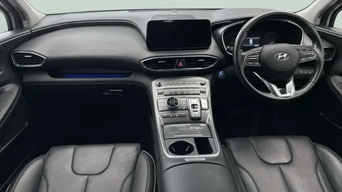 Thumbnail image for the Hyundai Santa Fe 1.6 h T-GDi Premium    4WD