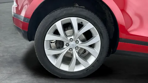 Thumbnail image for the Land Rover Range Rover Evoque 2.0 D165 MHEV SE   4WD