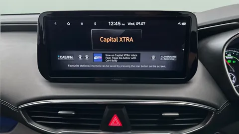 Thumbnail image for the Hyundai Santa Fe 1.6 h T-GDi Premium    4WD