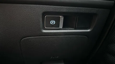 Thumbnail image for the Hyundai Santa Fe 1.6 h T-GDi Premium    4WD