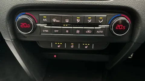 Thumbnail image for the Kia Xceed 1.4 T-GDi First Edition