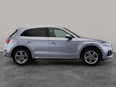 Thumbnail image for the Audi Q5 2.0 TFSI 45 S line   S Tronic quattro