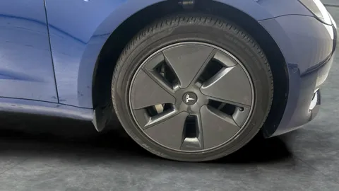Thumbnail image for the Tesla Model 3 (Dual Motor) Long Range   4WDE