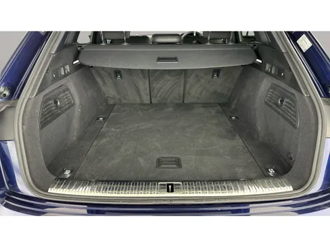 Thumbnail image for the Audi E-Tron 55 Black Edition   quattro 95kWh (11kW Charger)
