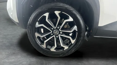Thumbnail image for the Toyota Yaris Cross 1.5 VVT-h Design    E-CVT
