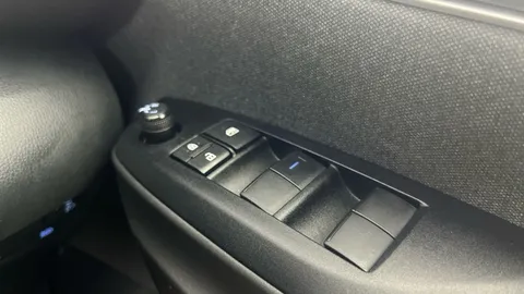 Thumbnail image for the Toyota Yaris Cross 1.5 VVT-h Design    E-CVT