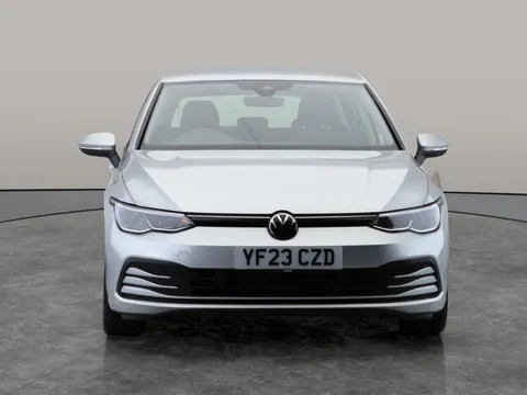 Thumbnail image for the Volkswagen Golf 1.5 TSI Life