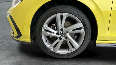 Thumbnail image for the Volkswagen Golf 1.5 TSI R-Line