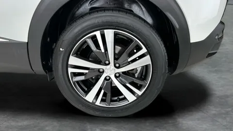 Thumbnail image for the Peugeot 3008 1.5 BlueHDi GT Line   EAT