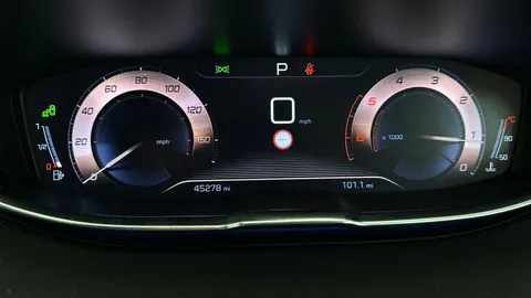 Thumbnail image for the Peugeot 3008 1.5 BlueHDi GT Line   EAT