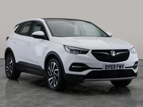 Thumbnail image for the Vauxhall Grandland X 1.2 Turbo Elite Nav    6Spd