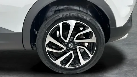 Thumbnail image for the Vauxhall Grandland X 1.2 Turbo Elite Nav    6Spd