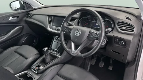 Thumbnail image for the Vauxhall Grandland X 1.2 Turbo Elite Nav    6Spd