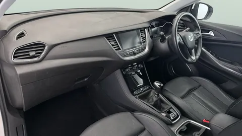 Thumbnail image for the Vauxhall Grandland X 1.2 Turbo Elite Nav    6Spd