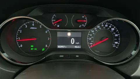 Thumbnail image for the Vauxhall Grandland X 1.2 Turbo Elite Nav    6Spd