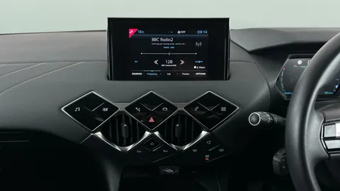 Thumbnail image for the Ds Automobiles Ds 3 Crossback E-TENSE 50kWh Bastille Crossback