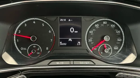 Thumbnail image for the Volkswagen T-Cross 1.0 TSI SEL