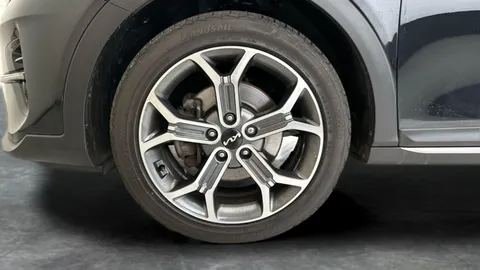 Thumbnail image for the Kia Xceed 1.5 T-GDi 3