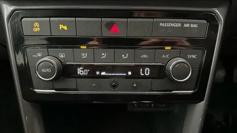 Thumbnail image for the Volkswagen T-Cross 1.0 TSI SEL