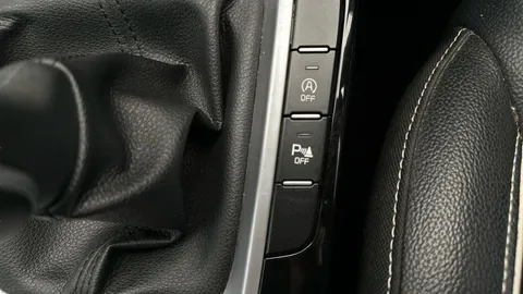 Thumbnail image for the Kia Xceed 1.5 T-GDi 3