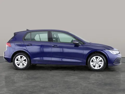 Thumbnail image for the Volkswagen Golf 1.5 TSI Life