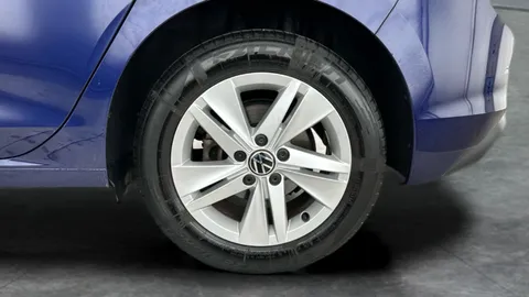 Thumbnail image for the Volkswagen Golf 1.5 TSI Life