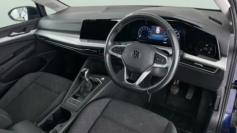 Thumbnail image for the Volkswagen Golf 1.5 TSI Life