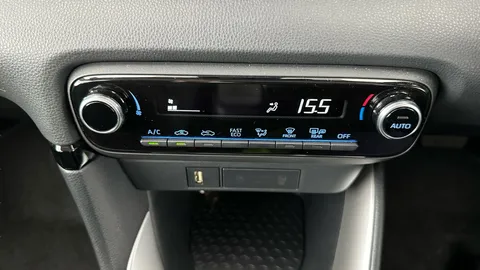 Thumbnail image for the Toyota Yaris 1.5 VVT-h Icon    E-CVT