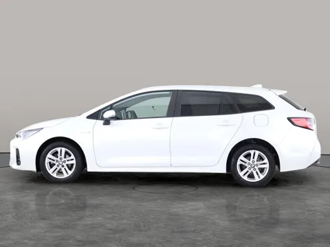 Thumbnail image for the Suzuki Swace 1.8h SZ5    CVT