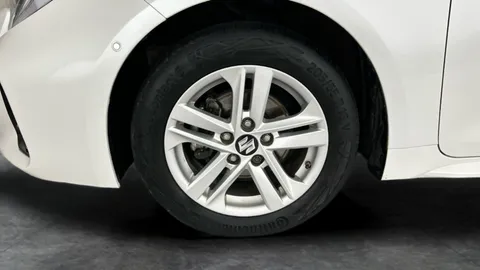 Thumbnail image for the Suzuki Swace 1.8h SZ5    CVT