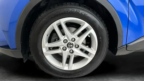Thumbnail image for the Toyota C-HR 1.8 VVT-h GPF Icon    CVT