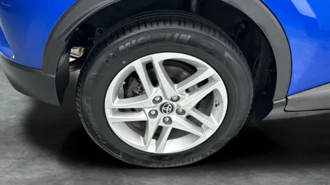 Thumbnail image for the Toyota C-HR 1.8 VVT-h GPF Icon    CVT